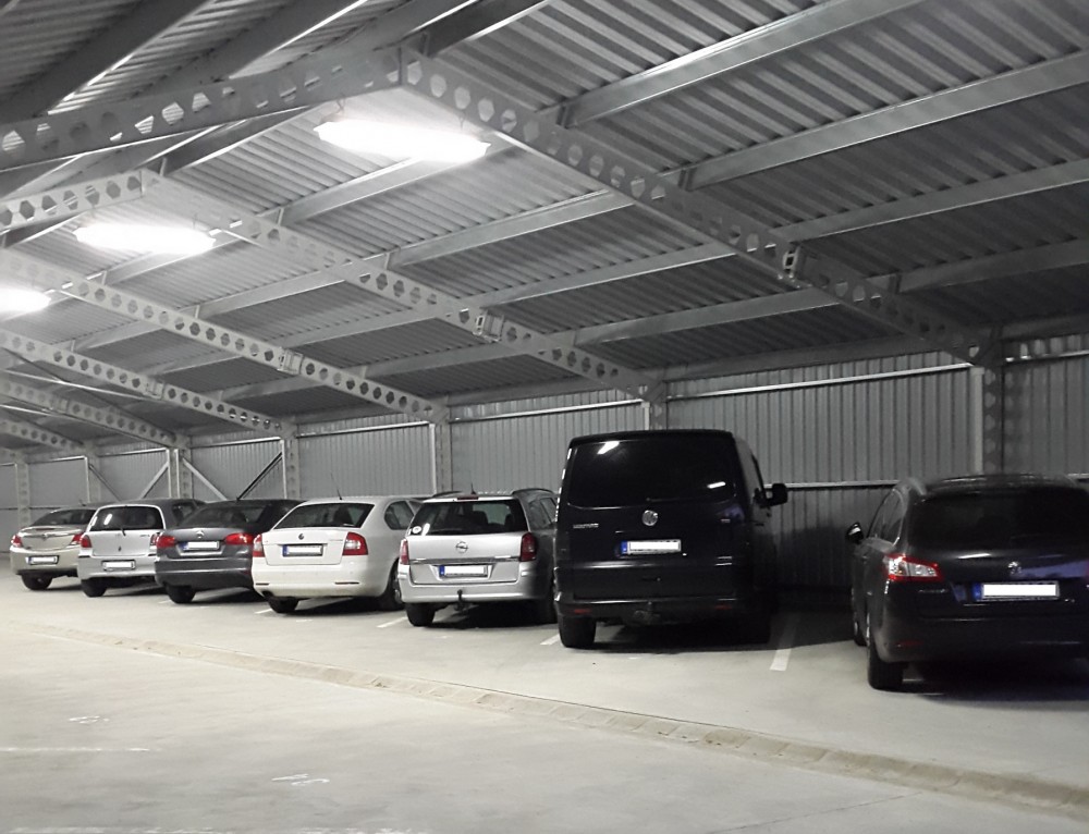 vecses-repter-parkolo (1)