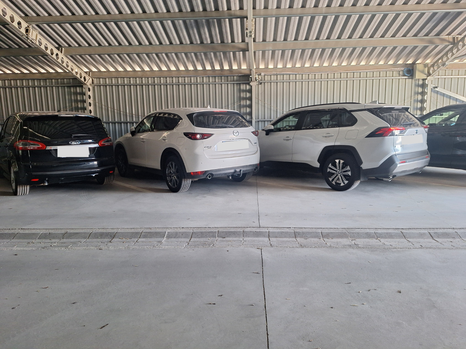 vecses-repter-parkolo 5
